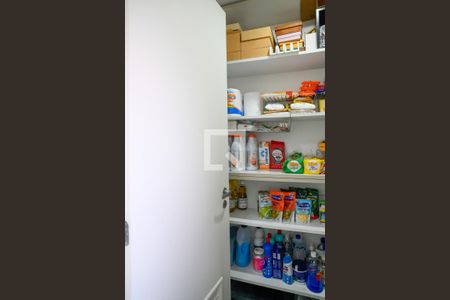 Despensa de apartamento à venda com 4 quartos, 137m² em Vila Gumercindo, São Paulo
