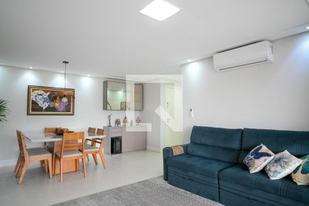 Sala de apartamento à venda com 4 quartos, 137m² em Vila Gumercindo, São Paulo
