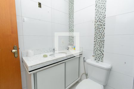 Banheiro da Suíte de casa para alugar com 3 quartos, 264m² em Europa, Contagem