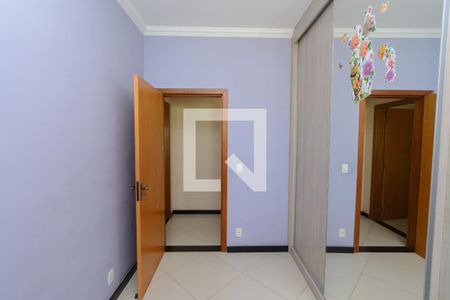 Quarto 2 de casa para alugar com 3 quartos, 264m² em Europa, Contagem
