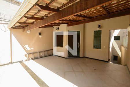 Fachada Interna de casa para alugar com 3 quartos, 264m² em Europa, Contagem