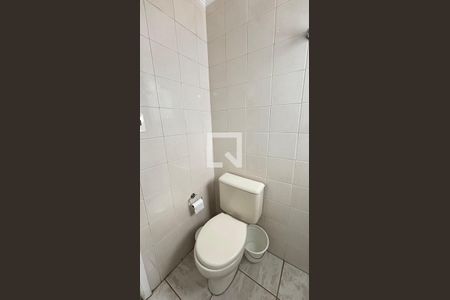 Banheiro de apartamento à venda com 3 quartos, 80m² em Vila Assunção, Santo André
