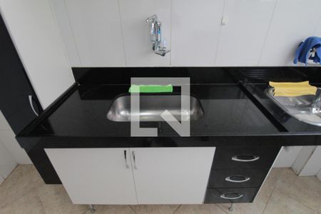 Cozinha e Área de Serviço de apartamento à venda com 2 quartos, 45m² em Candelária, Belo Horizonte