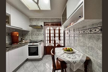 Cozinha de apartamento à venda com 3 quartos, 80m² em Parque das Nações, Santo André