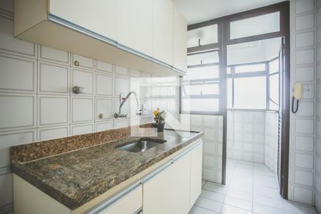 Cozinha de apartamento à venda com 2 quartos, 51m² em Mirandópolis, São Paulo