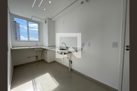 Cozinha de apartamento para alugar com 2 quartos, 39m² em Vila Gomes, São Paulo