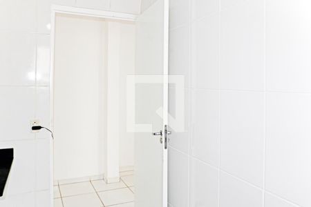 Banheiro de apartamento para alugar com 2 quartos, 60m² em Res. Morada das Araras, Vinhedo