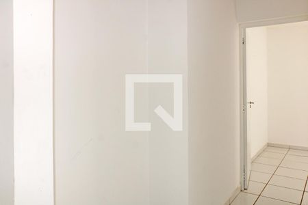 Corredor de apartamento para alugar com 2 quartos, 60m² em Res. Morada das Araras, Vinhedo