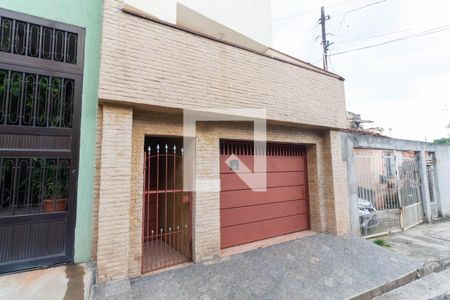 Fachada de casa à venda com 3 quartos, 215m² em Vila Euthalia, São Paulo
