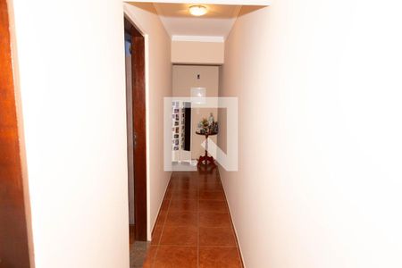 Corredor de casa à venda com 3 quartos, 140m² em Macedo, Guarulhos