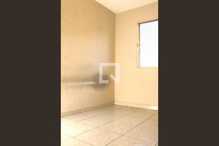 Quarto 2 de apartamento para alugar com 2 quartos, 44m² em Jardim Cristal, São Paulo