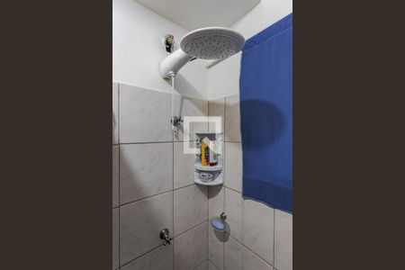 Banheiro de apartamento à venda com 2 quartos, 36m² em Rubem Berta, Porto Alegre