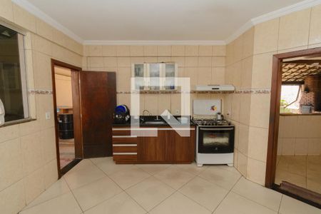 Cozinha de casa à venda com 4 quartos, 300m² em Europa, Contagem