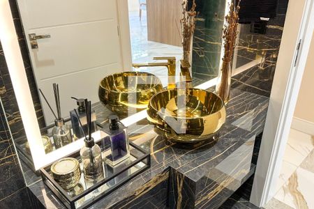 Lavabo de apartamento à venda com 4 quartos, 298m² em Copacabana, Rio de Janeiro