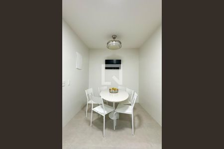 Cozinha de apartamento à venda com 4 quartos, 298m² em Copacabana, Rio de Janeiro