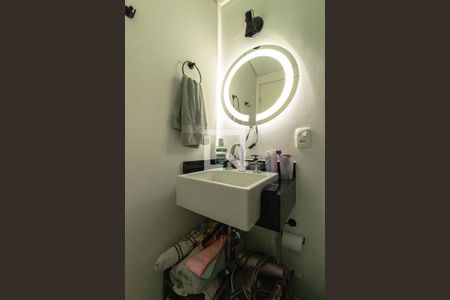 Banheiro de apartamento à venda com 1 quarto, 46m² em Vila Olímpia, São Paulo