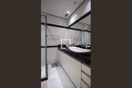 Banheiro da Suíte 1 de apartamento à venda com 3 quartos, 199m² em Recreio dos Bandeirantes, Rio de Janeiro