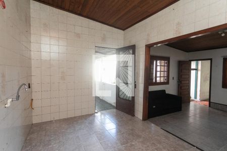 Cozinha de casa à venda com 3 quartos, 54m² em Rubem Berta, Porto Alegre