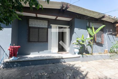 Frente da casa de casa à venda com 3 quartos, 54m² em Rubem Berta, Porto Alegre