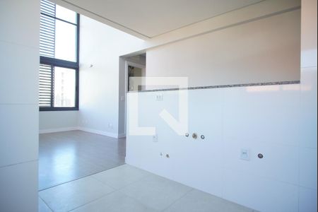 Cozinha de apartamento à venda com 3 quartos, 175m² em Passo D’areia, Porto Alegre