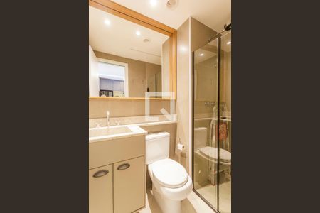 Banheiro de kitnet/studio à venda com 1 quarto, 29m² em Indianópolis, São Paulo