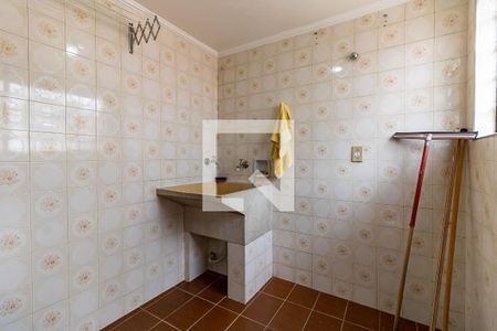 Lavanderia de casa à venda com 4 quartos, 209m² em Vila das Merces, São Paulo