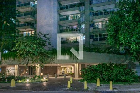 Apartamento à venda com 130m², 1 quarto e 1 vagaFachada