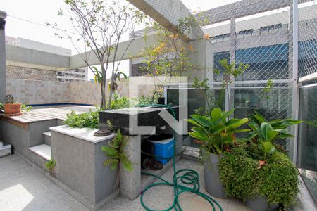 Apartamento à venda com 130m², 1 quarto e 1 vagaTerraço