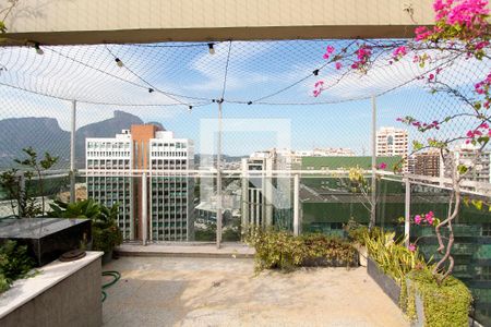 Apartamento à venda com 130m², 1 quarto e 1 vagaTerraço