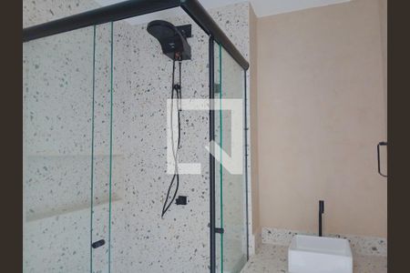 Banheiro de apartamento à venda com 1 quarto, 25m² em Vila Buarque, São Paulo