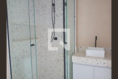Banheiro de apartamento à venda com 1 quarto, 25m² em Vila Buarque, São Paulo