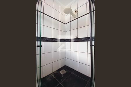 Banheiro da Suíte de casa para alugar com 3 quartos, 200m² em Jardim Eulina, Campinas