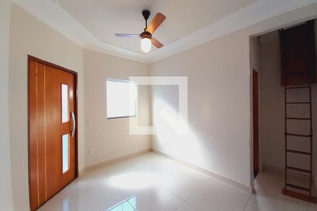 Sala de casa para alugar com 3 quartos, 200m² em Jardim Eulina, Campinas