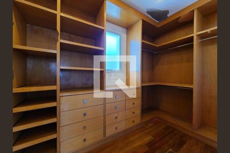 Casa à venda com 4 quartos, 456m² em Super Quadra Morumbi, São Paulo