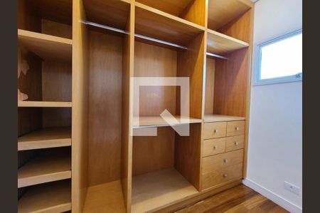 Casa à venda com 4 quartos, 456m² em Super Quadra Morumbi, São Paulo