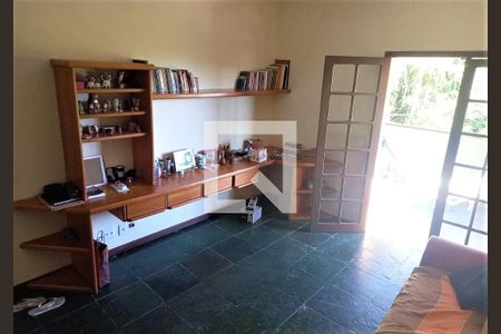 Casa à venda com 3 quartos, 187m² em Itaipu, Niterói