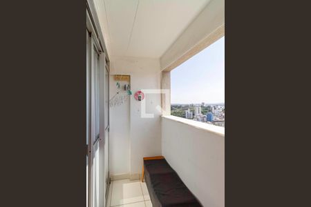 Varanda da sala de apartamento à venda com 2 quartos, 62m² em Castelo, Belo Horizonte
