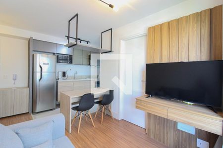 Sala de apartamento para alugar com 2 quartos, 38m² em Indianópolis, São Paulo