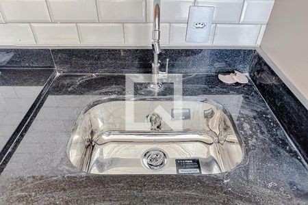 Cozinha de kitnet/studio para alugar com 1 quarto, 28m² em Cambuci, São Paulo