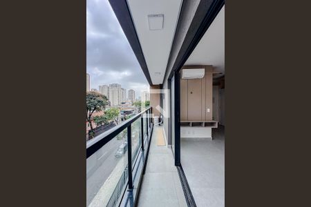Varanda de kitnet/studio para alugar com 1 quarto, 28m² em Cambuci, São Paulo