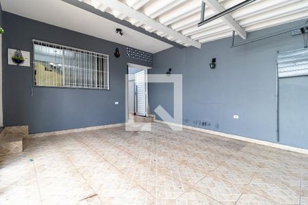 Garagem de casa à venda com 4 quartos, 170m² em Vila Liviero, São Paulo