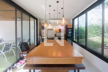 Sala de casa à venda com 8 quartos, 1200m² em Chácara Monte Alegre, São Paulo