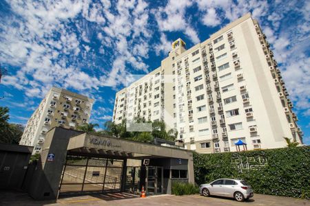 Fachada do condomínio de apartamento à venda com 2 quartos, 62m² em Glória, Porto Alegre