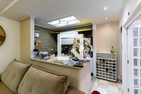 Casa para alugar com 7 quartos, 200m² em Vila Moraes, São Paulo