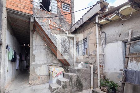 Quintal de casa à venda com 4 quartos, 120m² em Padroeira, Osasco