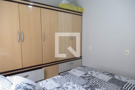 Quarto 2 Casa 1 de casa à venda com 5 quartos, 220m² em Jardim São Domingos, Guarulhos