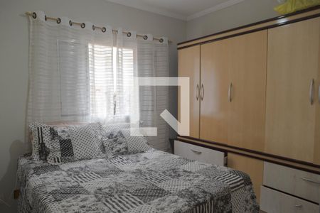 Quarto 2 Casa 1 de casa à venda com 5 quartos, 220m² em Jardim São Domingos, Guarulhos