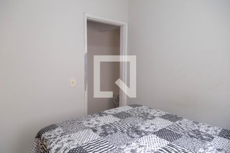 Quarto 2 Casa 1 de casa à venda com 5 quartos, 220m² em Jardim São Domingos, Guarulhos