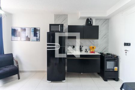 Sala - Cozinha de apartamento para alugar com 2 quartos, 33m² em Fazenda Aricanduva, São Paulo