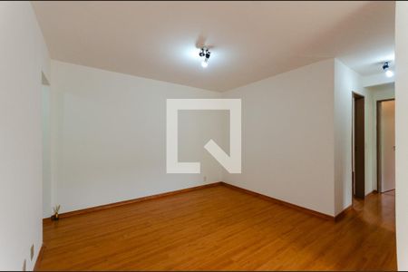 Sala de apartamento para alugar com 3 quartos, 63m² em Vila Albertina, São Paulo